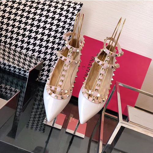 VALENTINO 발렌티노 락스터드 플랫 1cm M1343-7