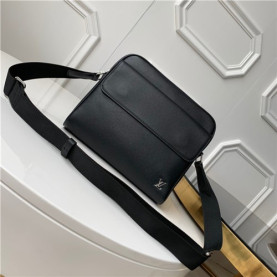 LOUIS VUITTON 루이비통 ALEX 메신져백 M30260 신상