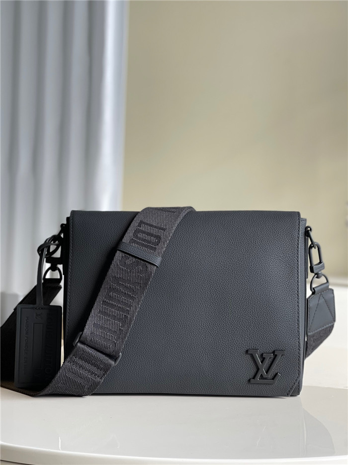 LOUIS VUITTON 루이비통 그레인 에어로그램 메신저백 M57080