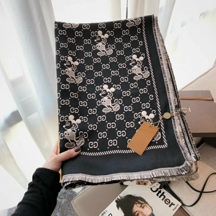 GUCCI 미키마우스 캐시미어 스카프