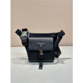 PRADA 프라다 나일론 사피아노 가죽 숄더백 2VH160
