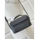 LOUIS VUITTON 루이비통 웨어러블 크로스백 M13888