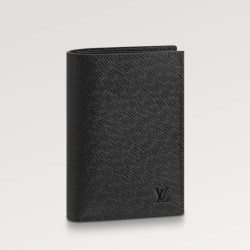 LOUIS VUITTON 루이비통 타이가 가죽 여권지갑 M64596