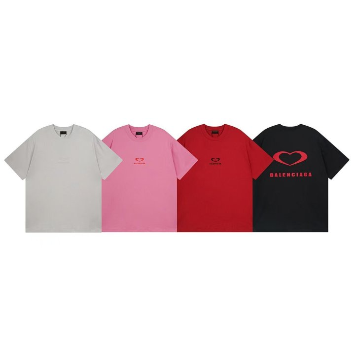 BALENCIAGA 발렌시아가 3273 하트 자수 로고 반팔