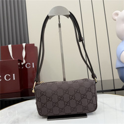 GUCCI 구찌 하프 홀스빗 스몰 숄더백 860784